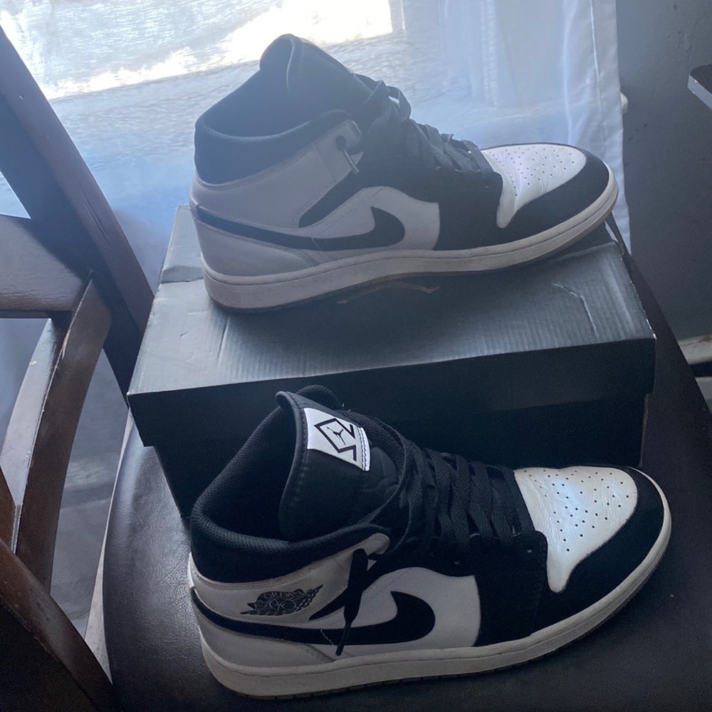 Jordan 1 mid se